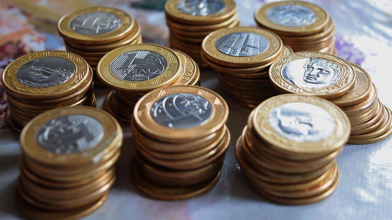 Endividamento recorde atinge 81,6% dos brasileiros e inadimplência sobe