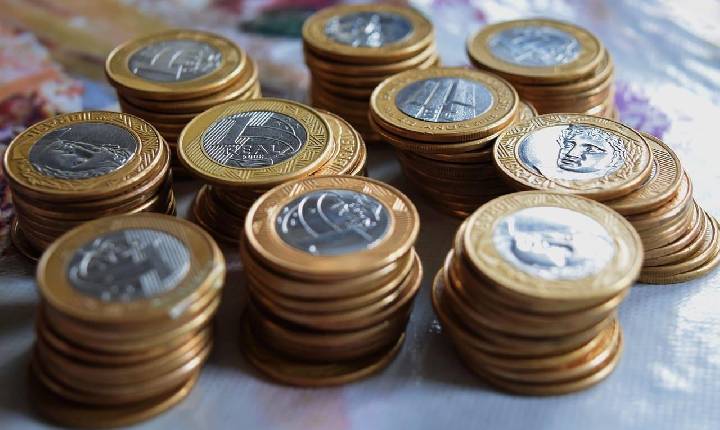 Endividamento recorde atinge 81,6% dos brasileiros e inadimplência sobe