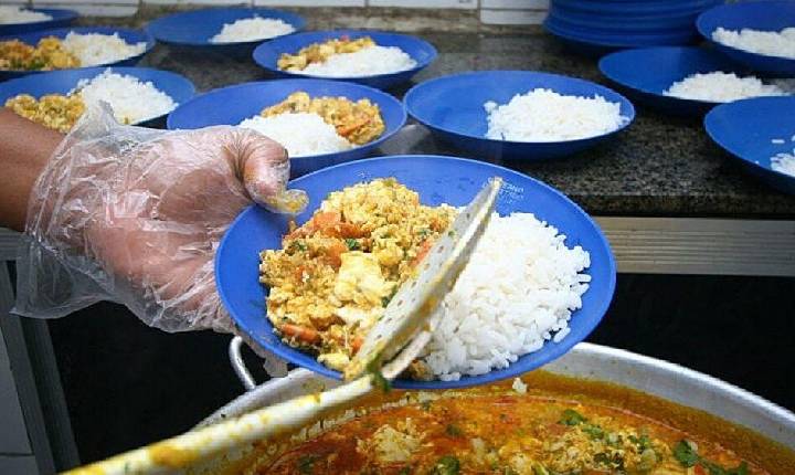 Governo acumula R$28 bilhões da merenda sem análise de contas