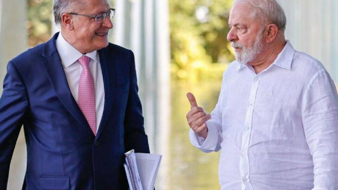 Governo sob ameaça de nova derrota: ‘taxa das blusinhas’ divide Lula, Alckmin e Câmara