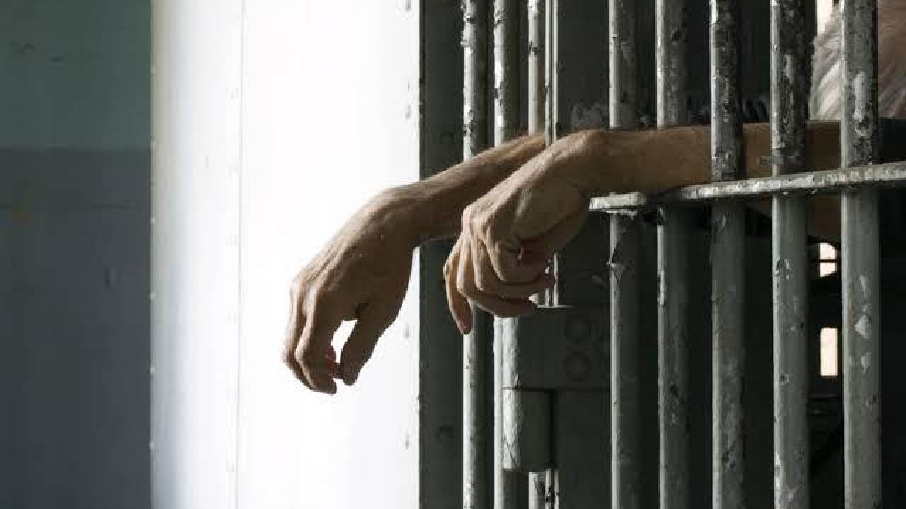 Homem é condenado a 28 anos de prisão por matar duas pessoas da mesma família em Florianópolis