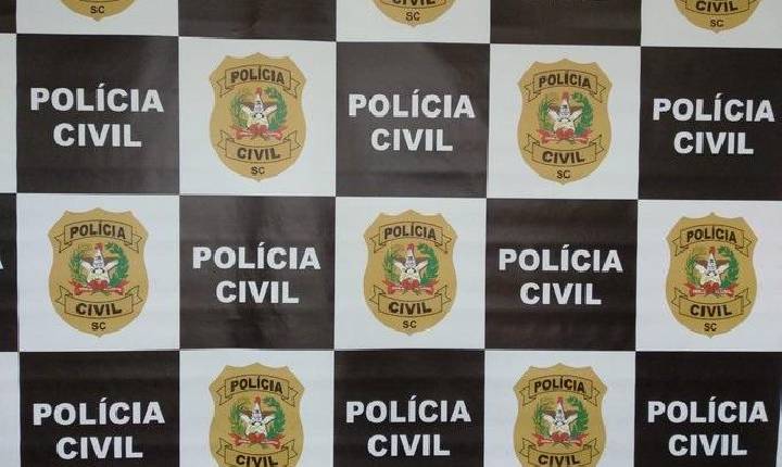 Homem é indiciado por filmar ex-namorada escondido e ameaçar divulgar vídeos