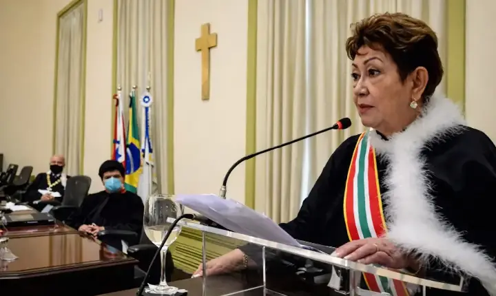 Juízes estão perto de “escravidão” e não terão como pagar contas, diz desembargadora