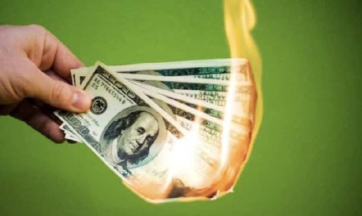 Lula gera rombo de R$137,1 bilhões em 1 ano, mas se queixa de ‘pauta-bomba’ do Senado