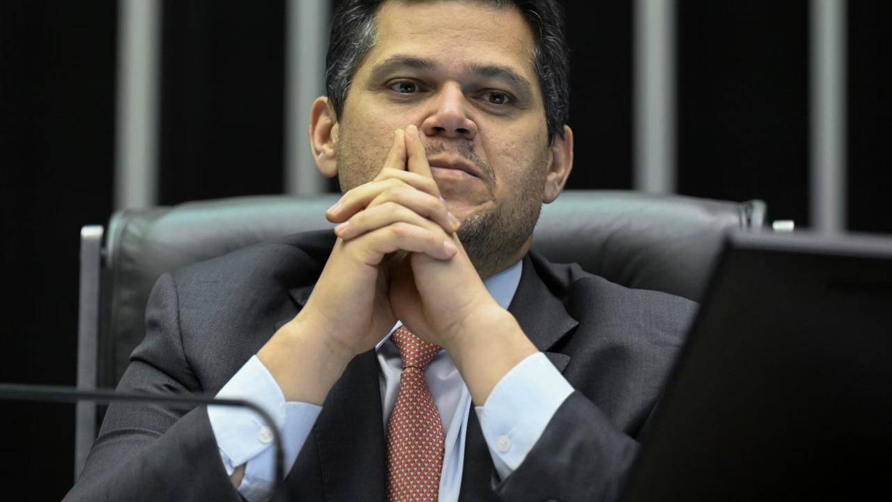 Lula irá retaliar derrotas no Congresso, mas somente após as eleições