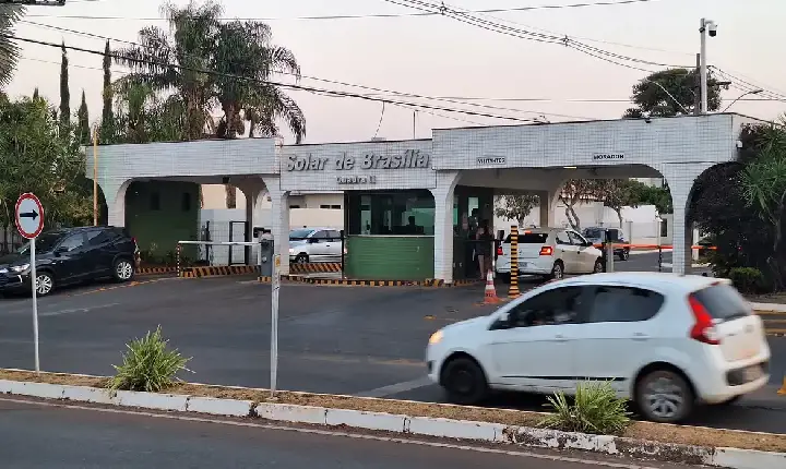 Moraes vai decidir se Bolsonaro continuará em prisão domiciliar