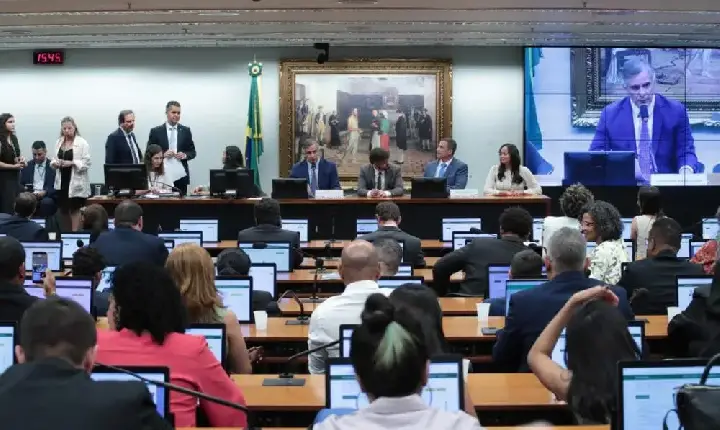 PEC da Maioridade ganha força e avança na Câmara