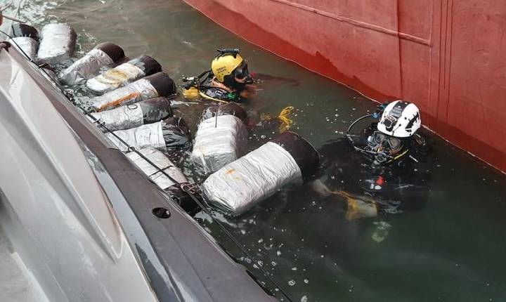 PF apreende mais de 300 kg de drogas no Porto de Santos