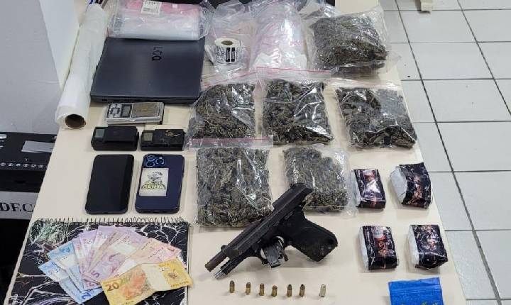 Polícia Civil deflagra operação “Arremesso Final”, prende dois homens em flagrante e apreende drogas e arma