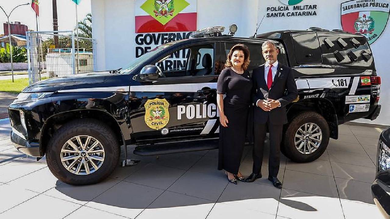 Polícia Civil entrega dez novas viaturas e moderniza frota policial