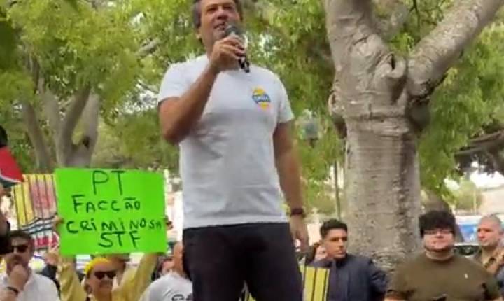 Protesto em Lisboa: ‘Lula, ladrão, teu lugar é na prisão’