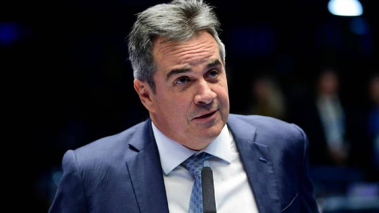 Relatório da ‘Emenda Master’ ainda não foi votado