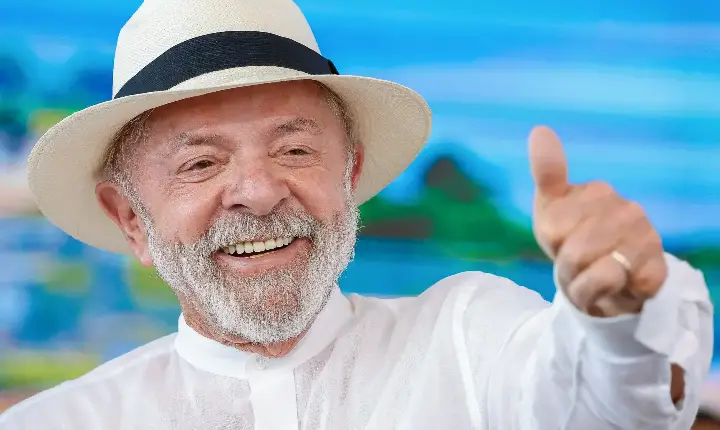 Sob Lula, Correios caminham para rombo recorde e governo avalia injetar mais recursos