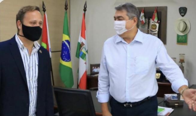 LIDERANÇAS DE DIFERENTES PARTIDOS VISTAM JARAGUÁ DO SUL! SERIA UMA PRÉVIA ELEITORAL DE 2022?