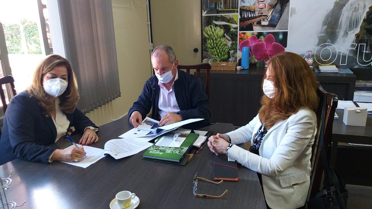 Corupá assina contrato com a FURB para atualizar Plano Diretor