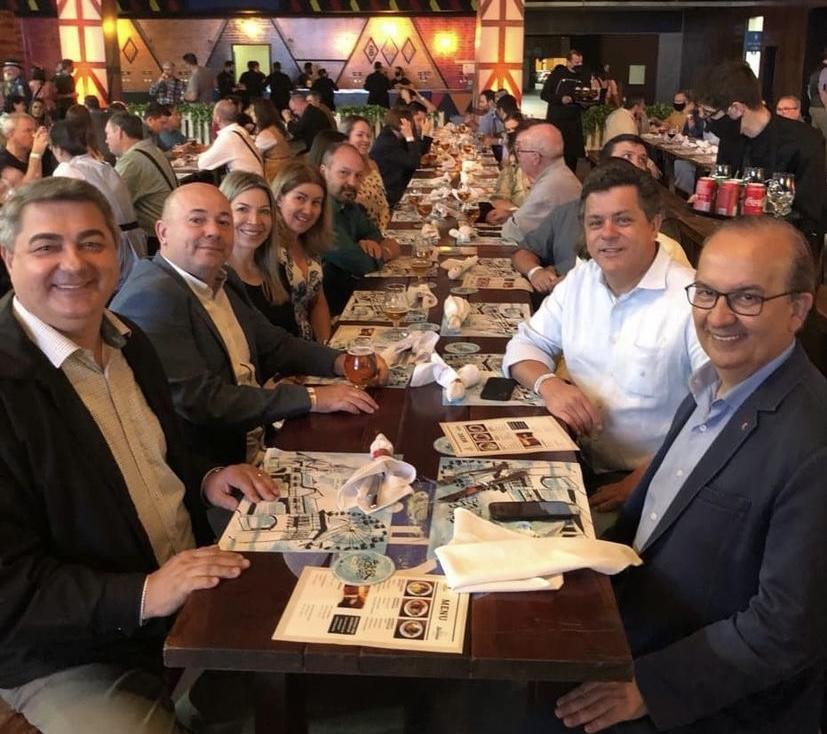 E O TABULEIRO DA POLÍTICA CONTINUA COM SEUS MOVIMENTOS! ALGUNS NÃO SE DÃO CONTA DO QUE ACONTECE