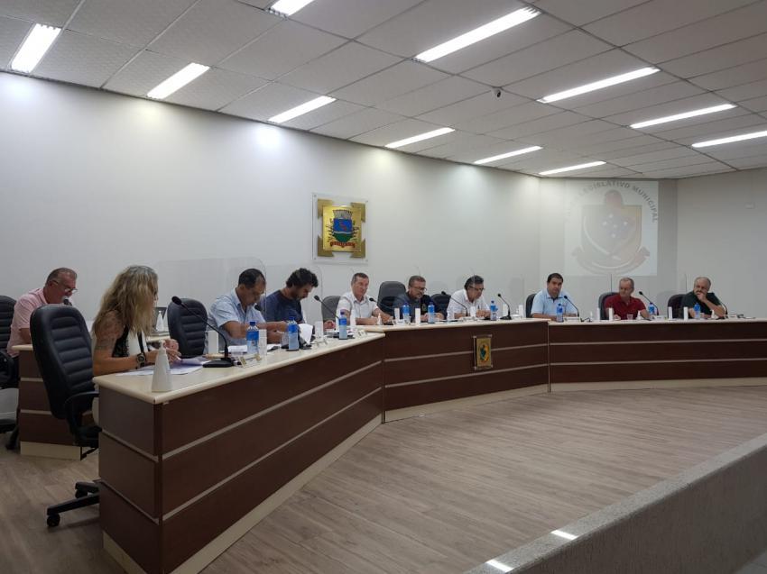 Vereadores de Guaramirim aprovam reajuste para servidores