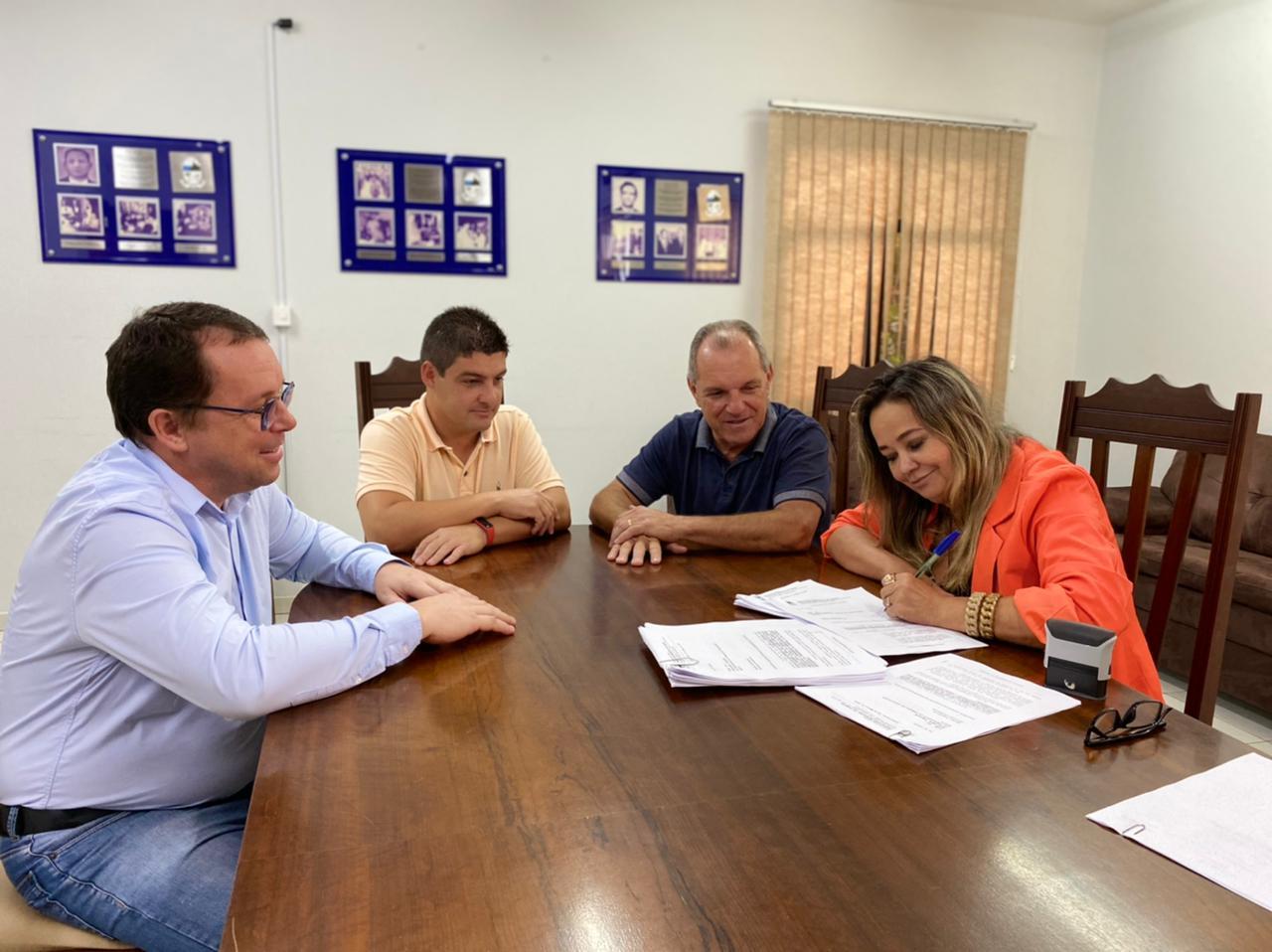 Prefeitura de Corupá protocola reforma administrativa e  aumento para os servidores no Legislativo
