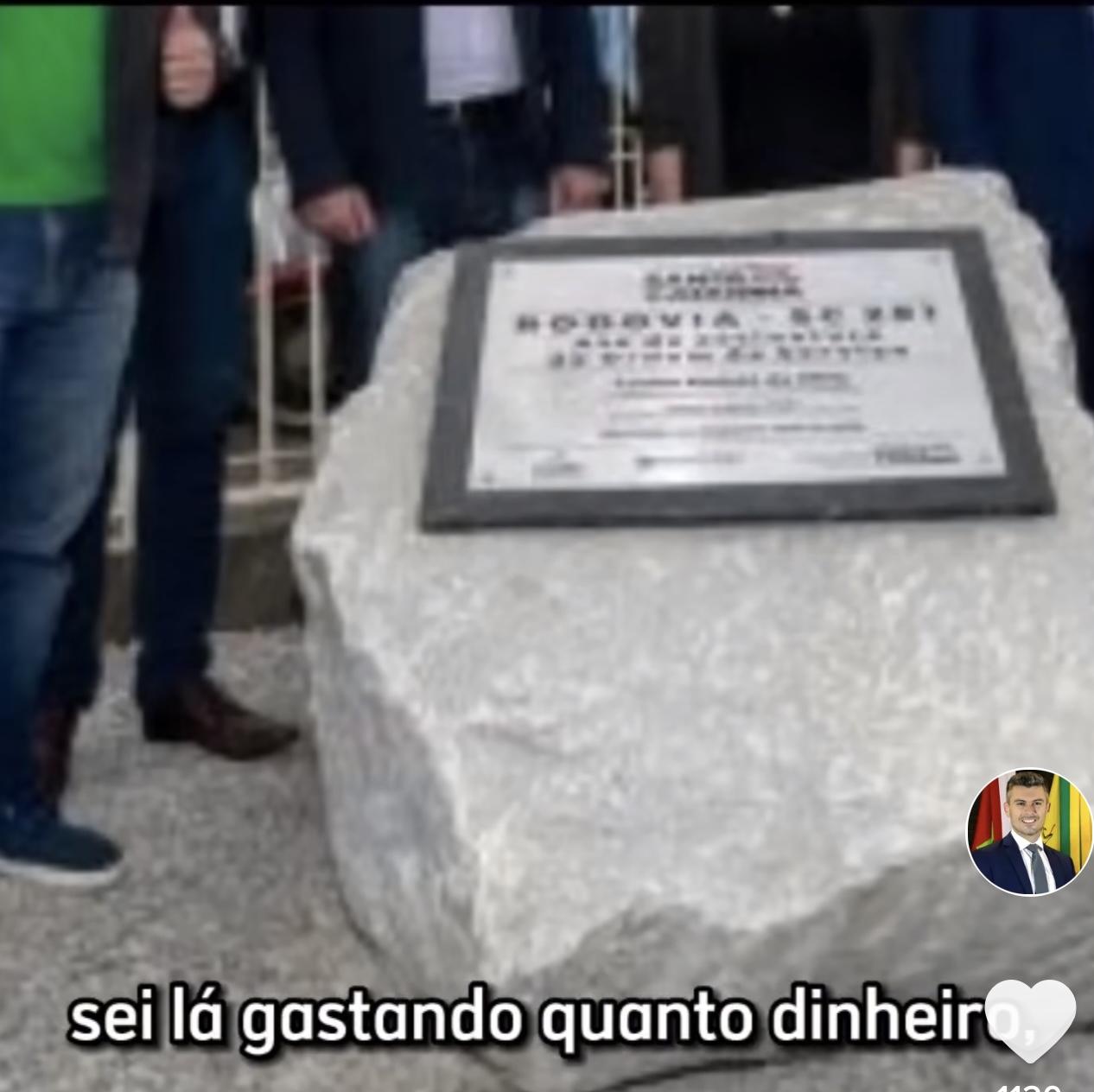 INAUGURAR UMA PEDRA FUNDAMENTAL VAI ALÉM DA CRIATIVIDADE: MOISÉS TEM ESSA CAPACIDADE