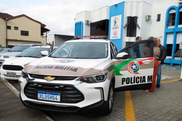 Polícia Militar recebe nova viatura em Guaramirim