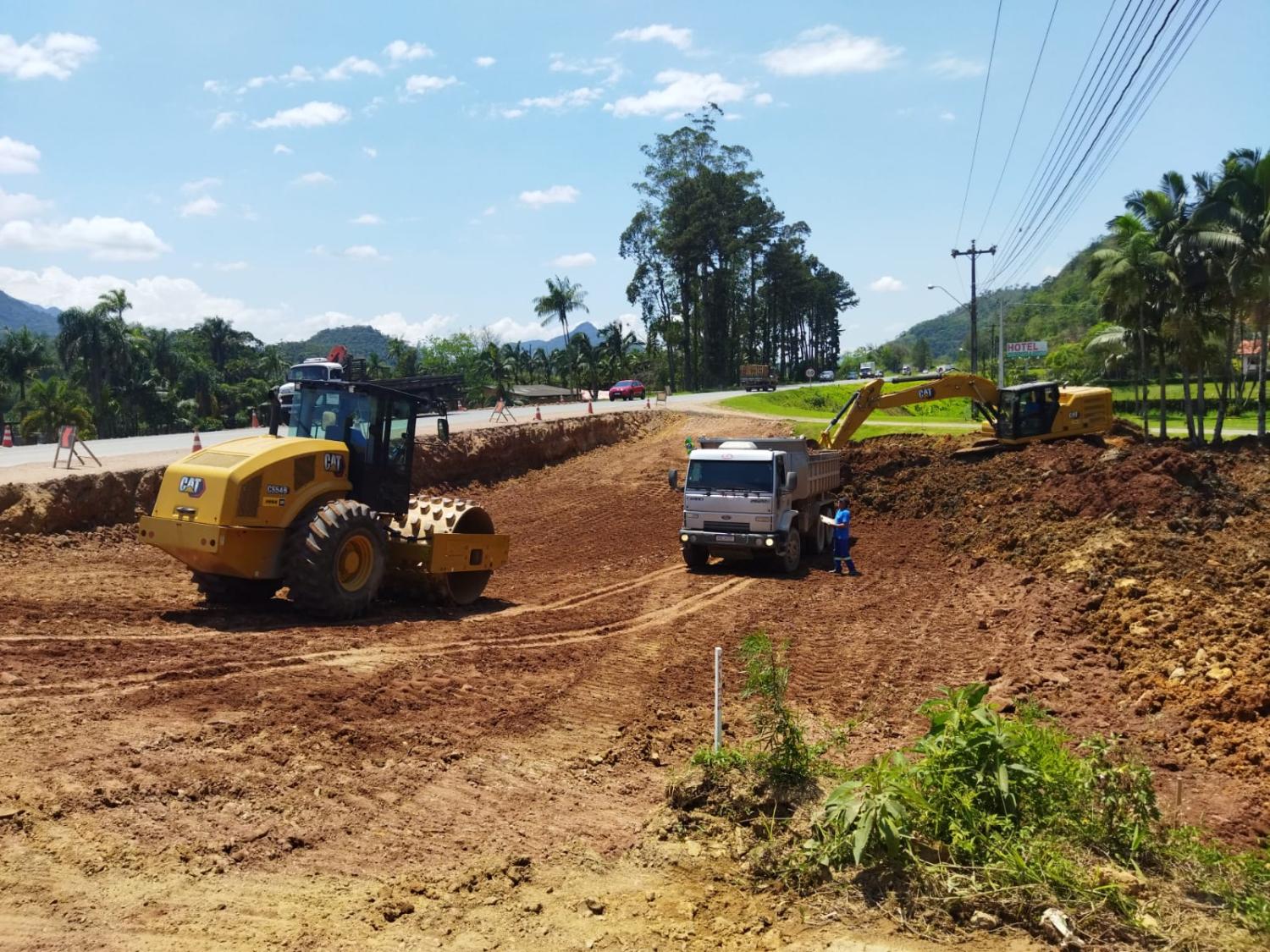 Começam as obras de construção do trevo de acesso ao condomínio industrial de Corupá