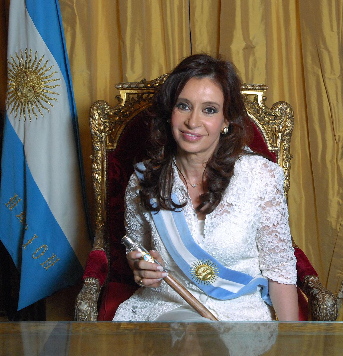 Roubo de US$1 bilhão rende 6 anos de cadeia para Cristina Kirchner