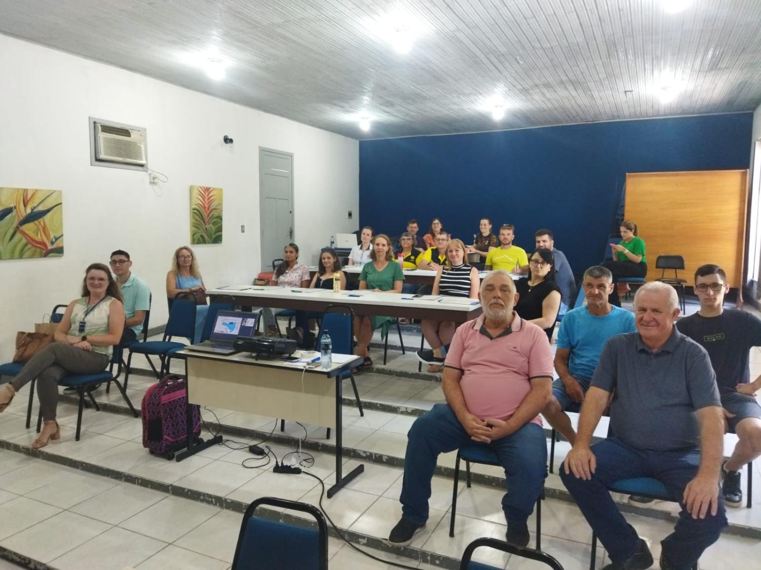 Corupá sediou a segunda etapa do projeto rota e roteiros turísticos