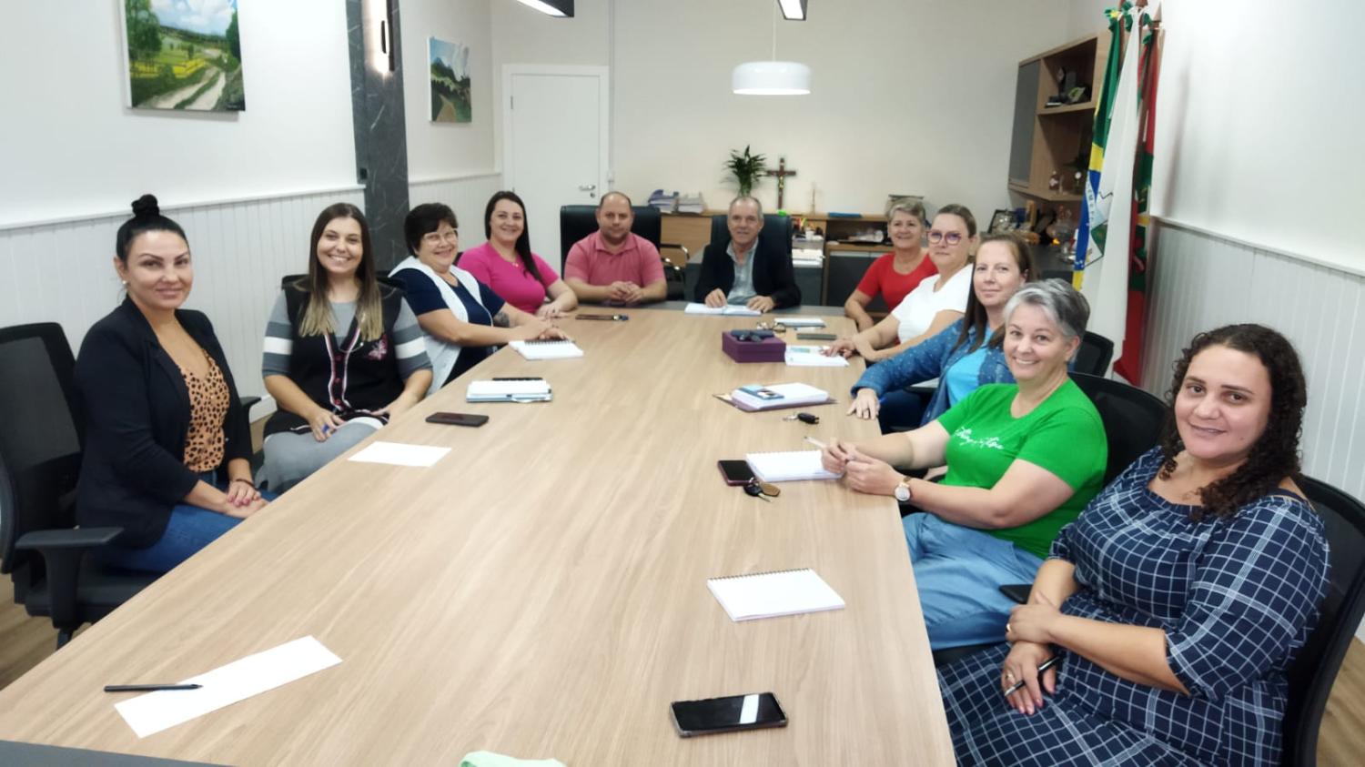Escolas de Corupá preparam programação especial para o dia de hoje