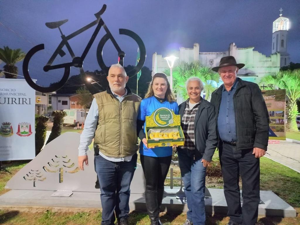 INAUGURADO O MONUMENTO DO CICLISTA EM CORUPÁ
