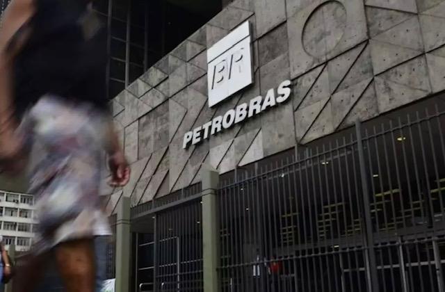 Petrobras abdica de ser confiável e derruba ações