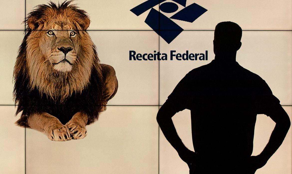 Receita abre nesta quarta consulta ao 1º lote de restituição de 2023