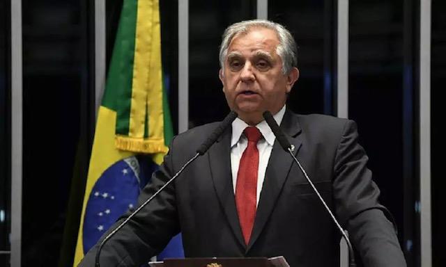Senador quer quebra do sigilo telefônico de Flávio Dino