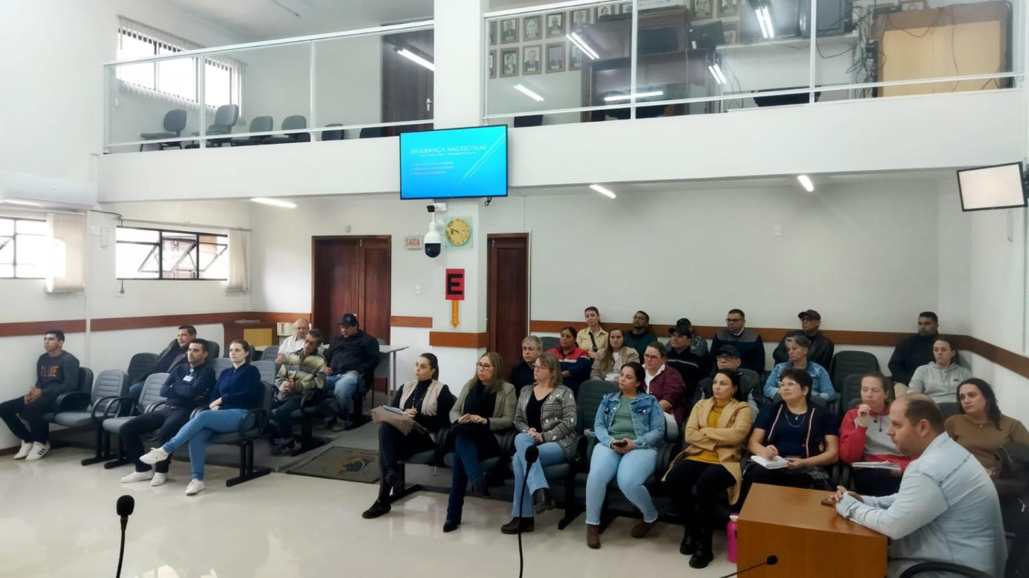 Vigias começaram a trabalhar nas escolas de Corupá