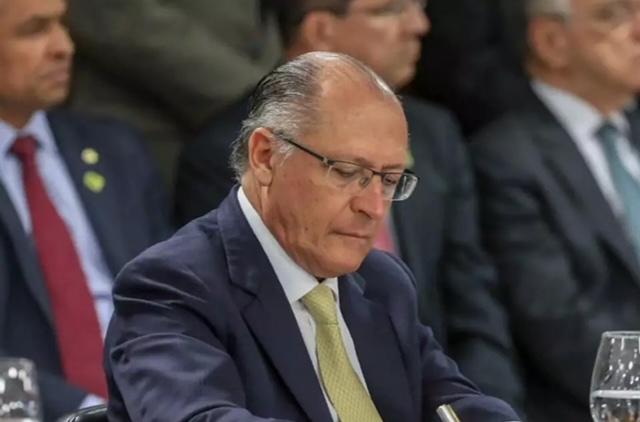 Alckmin: taxação de 35% ‘em defesa do emprego’ será progressiva