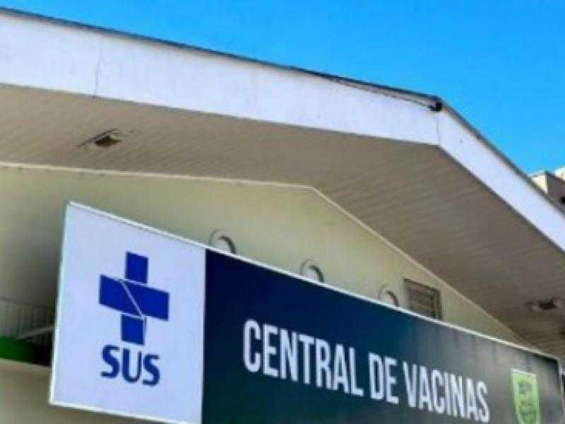 Central de Vacinas está com plantão de atendimento