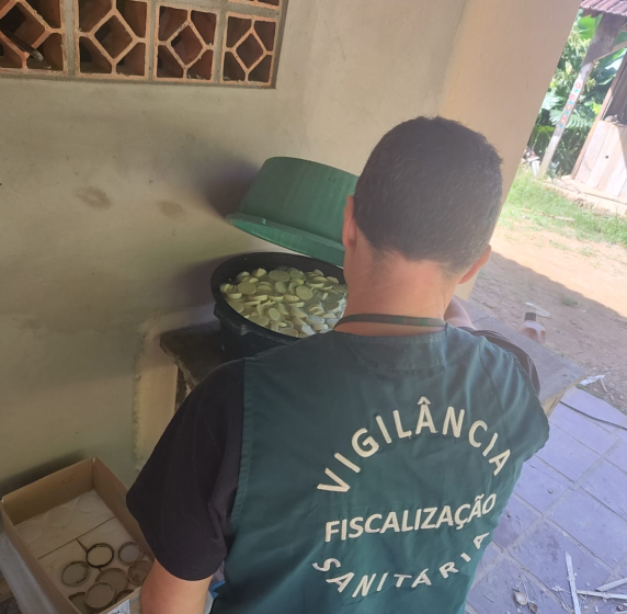 Vigilância Sanitária e PM apreendem produção irregular de palmito