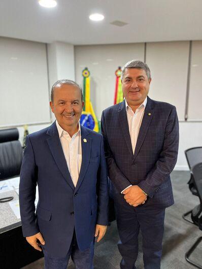 Lunelli acompanha governador em missão internacional nos Emirados Árabes