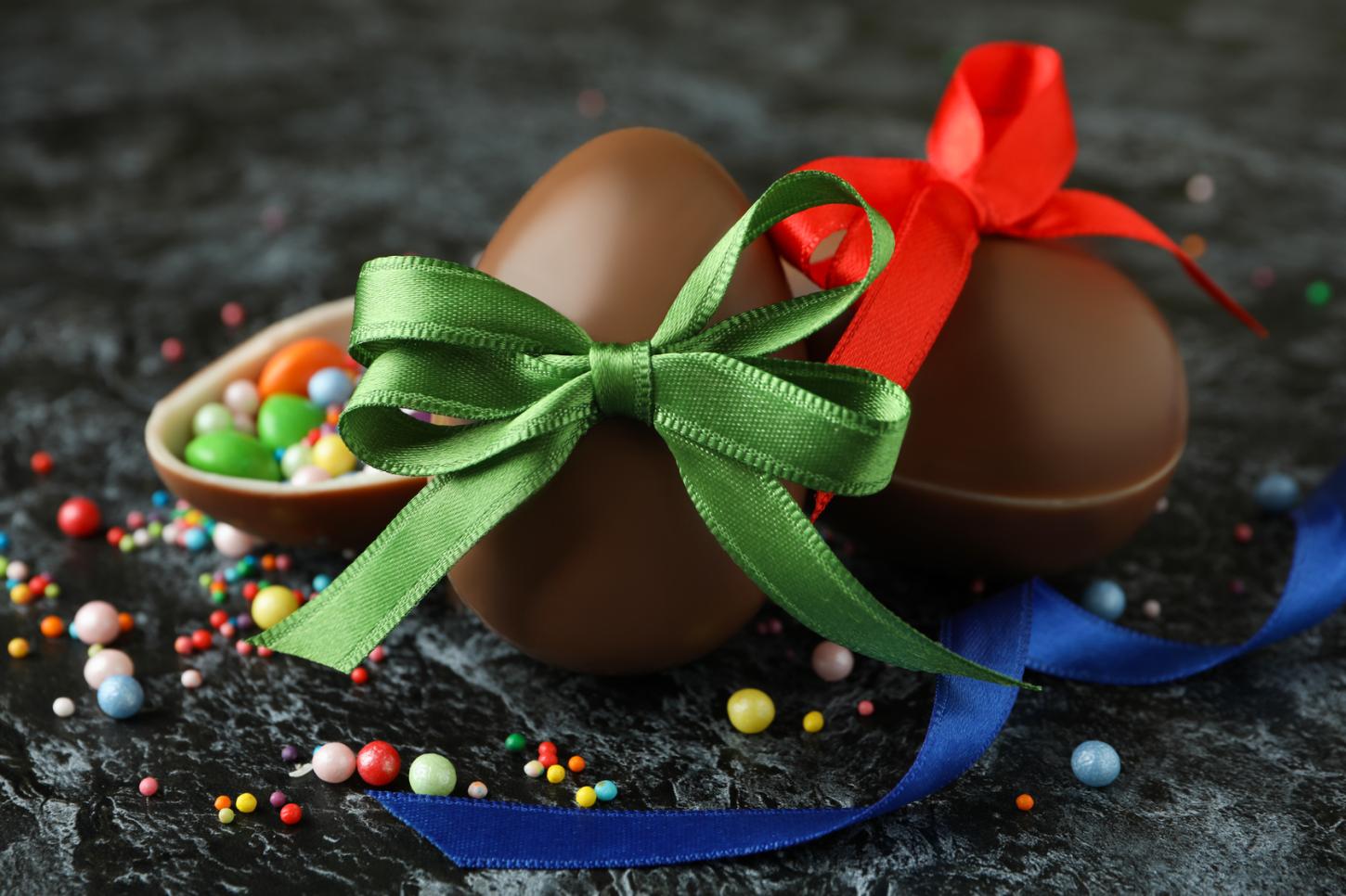 OVOS DE CHOCOLATE ENCALHADOS