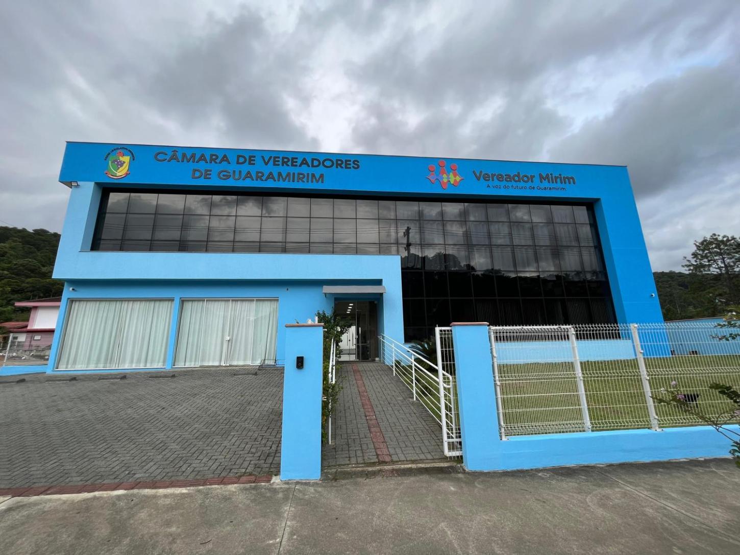 Câmara de Vereadores de Guaramirim abre concurso público