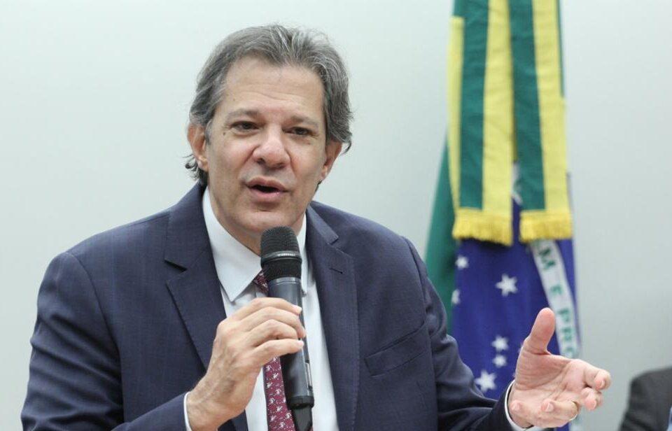 Haddad volta a culpar a oposição pelo fiasco na economia