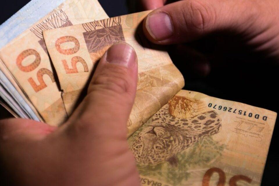 Mercado financeiro prevê inflação maior e juros mais altos