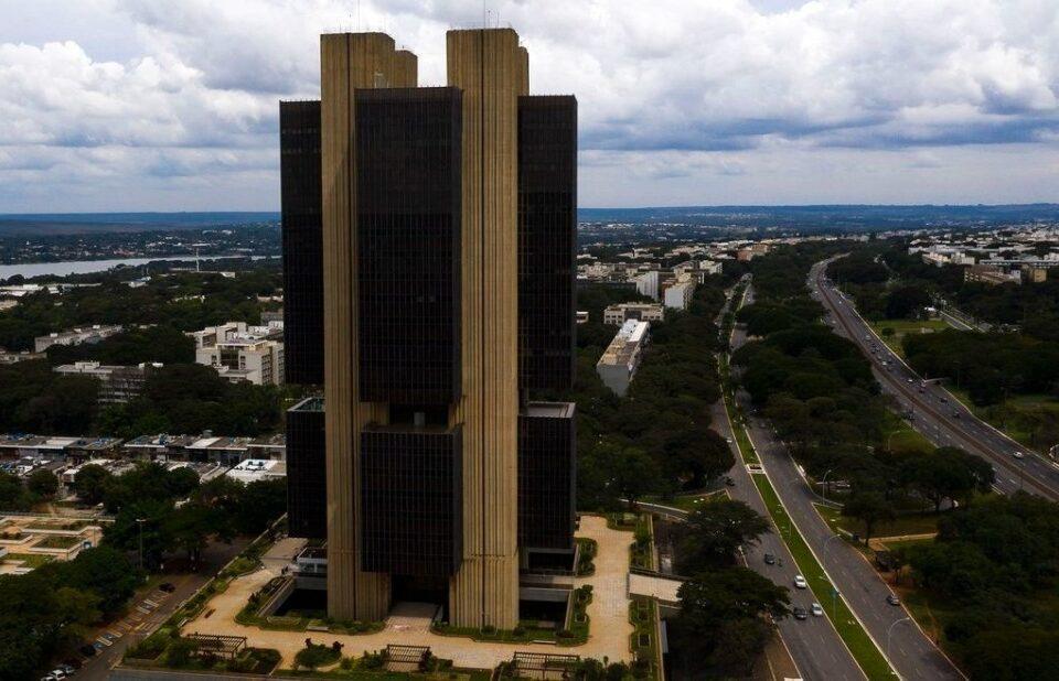 Analistas esperam alta da inflação e o País mais endividado