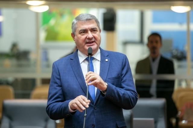 Lunelli solicita melhorias na Escola Valdete Piazera