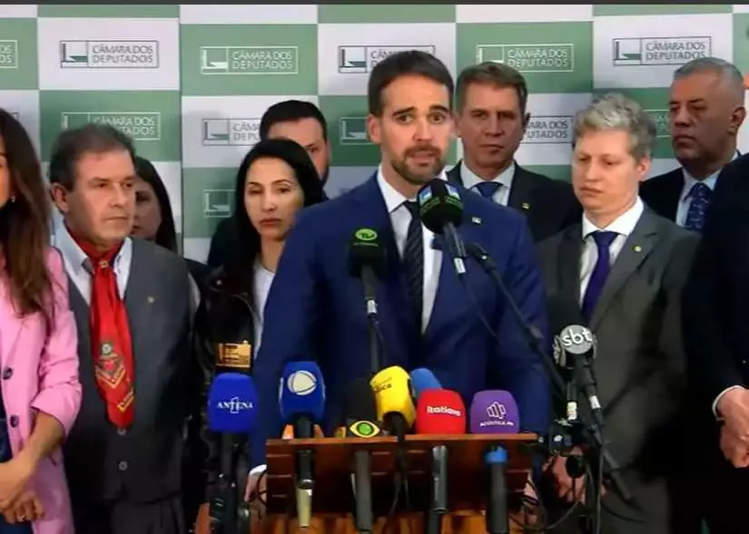 Eduardo Leite diz que governo Lula tem ‘desconfiança’ e trava recursos para o agro