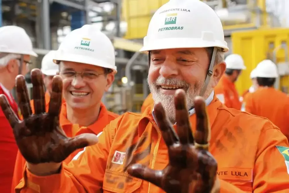 Petrobras sob gestão petista dá prejuízo bilionário