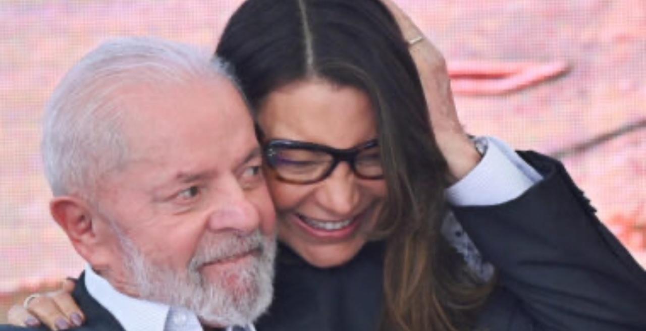 Comentarista critica medalha a Janja e colegas riem de palavrão: “Tudo vira b...”