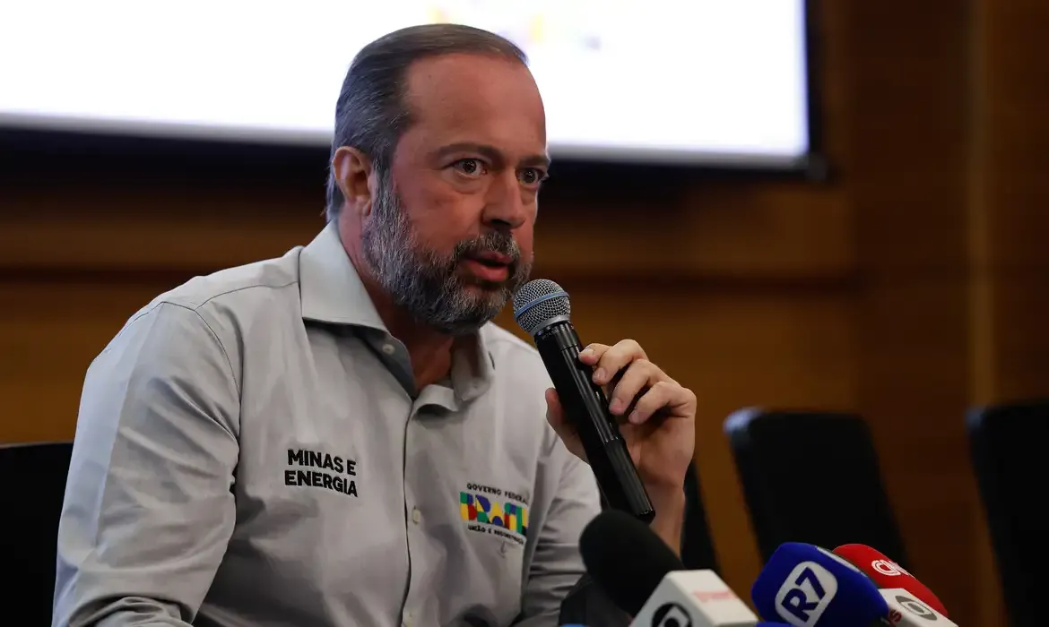 Decisão sobre horário de verão será conhecida hoje