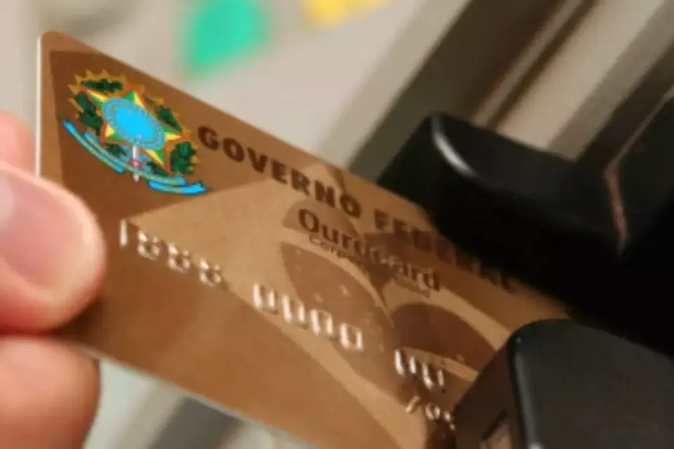 Cartão corporativo: as despesas na conta de todos os brasileiros