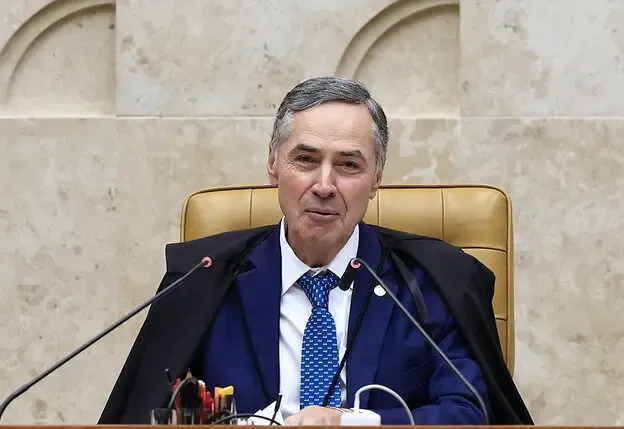 Gravatas do STF ultrapassam o limite do código de conduta da alta administração federal 