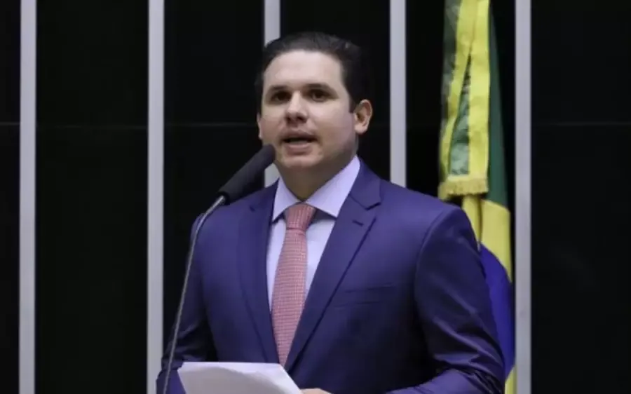 Motta cobra estabilidade fiscal do governo Lula
